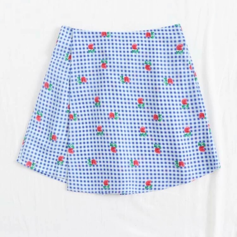 Gingham floral skort